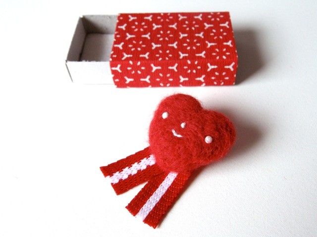 heart brooch